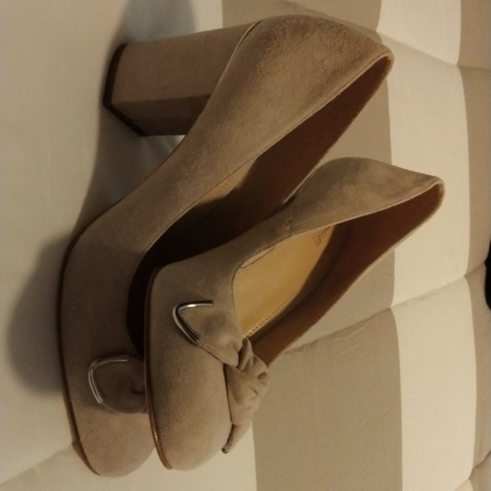 Michael Kors Liza pumps
